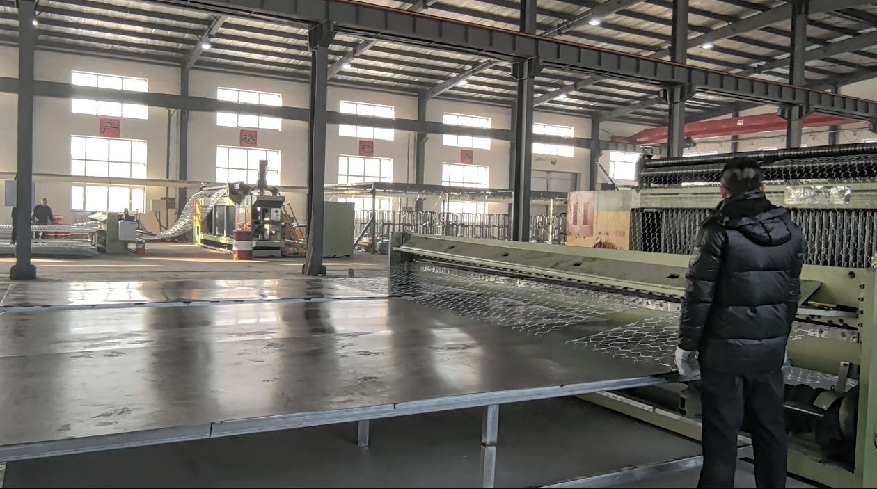 Últimos blogs da empresa sobre Por que mais fabricantes estão escolhendo a nova máquina de gabião de alta velocidade da Jinlida?