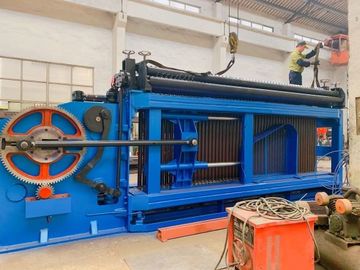 comprar Largura automática 4.3m da máquina de tecelagem da rede de arame de Gabion de três torções fabricação em linha