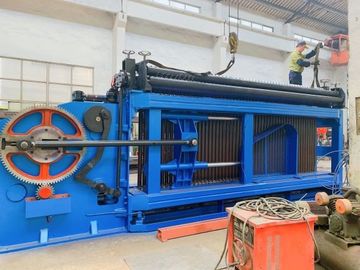 comprar A auto parada três torce a malha da máquina 195m/h de 30kw Gabion personalizou a largura de 5000mm fabricação em linha